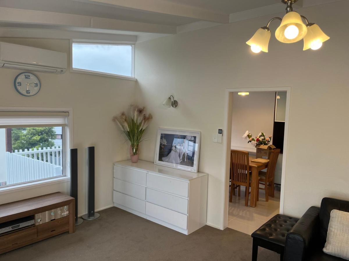 Hillcrest Homestay, Northshore, オークランド エクステリア 写真