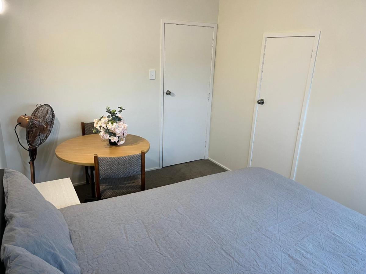 Hillcrest Homestay, Northshore, オークランド エクステリア 写真