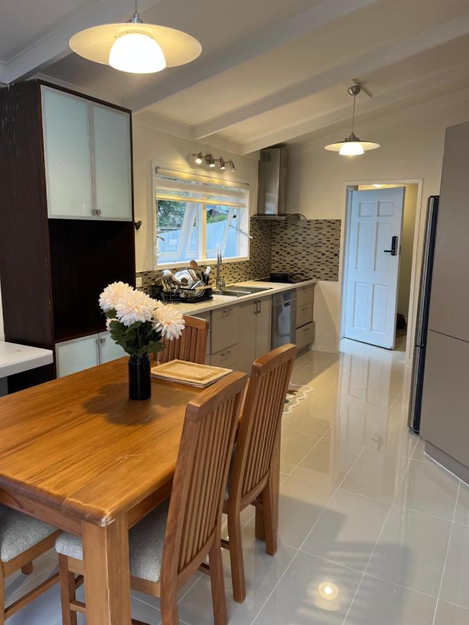 Hillcrest Homestay, Northshore, オークランド エクステリア 写真