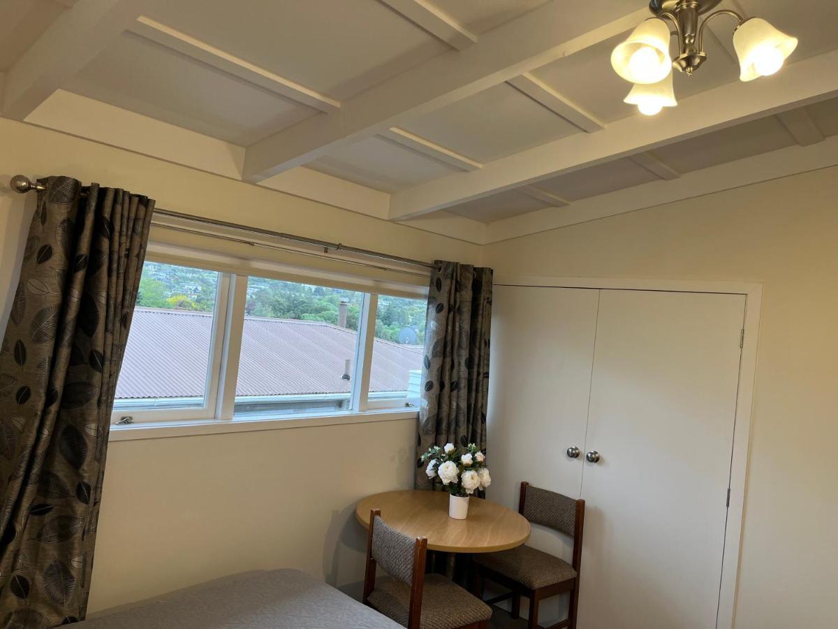 Hillcrest Homestay, Northshore, オークランド エクステリア 写真