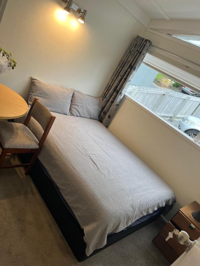 Hillcrest Homestay, Northshore, オークランド エクステリア 写真