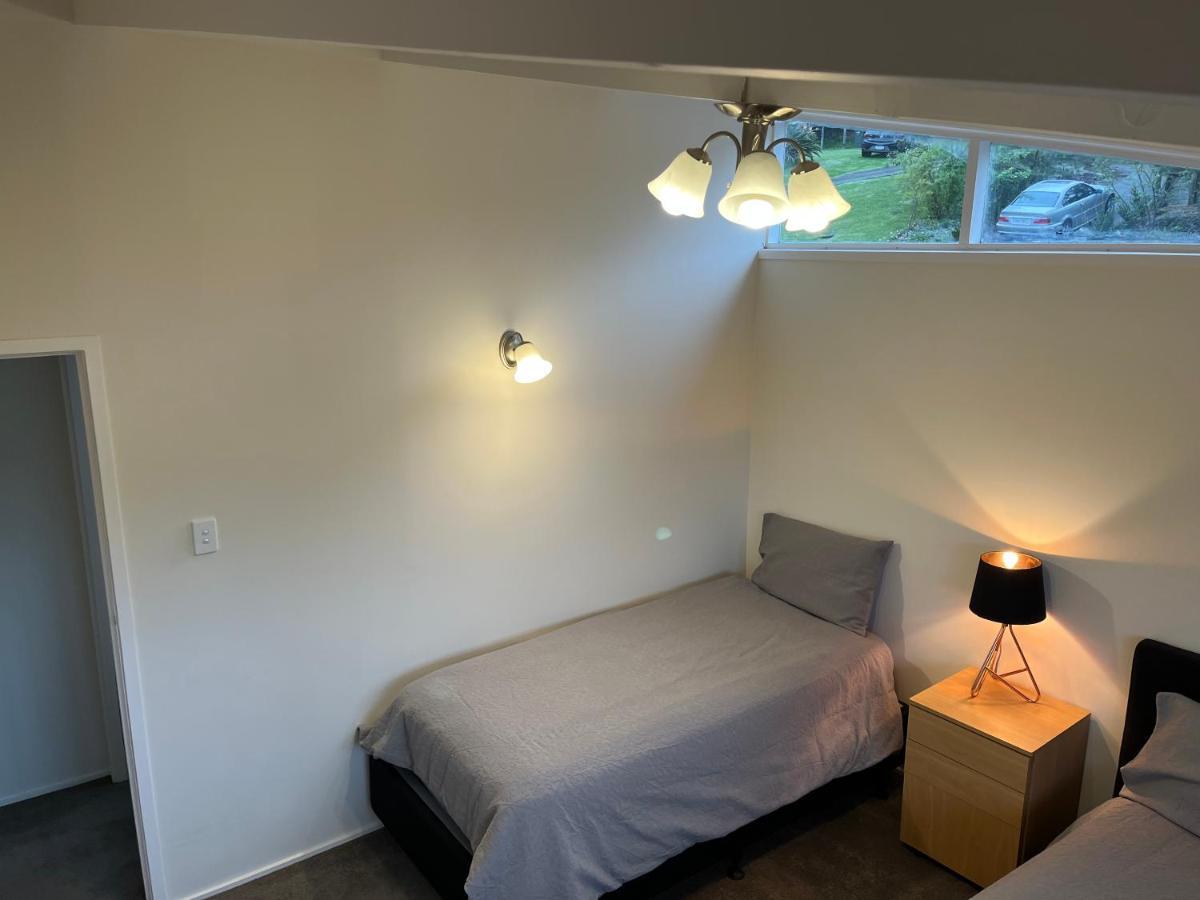 Hillcrest Homestay, Northshore, オークランド エクステリア 写真