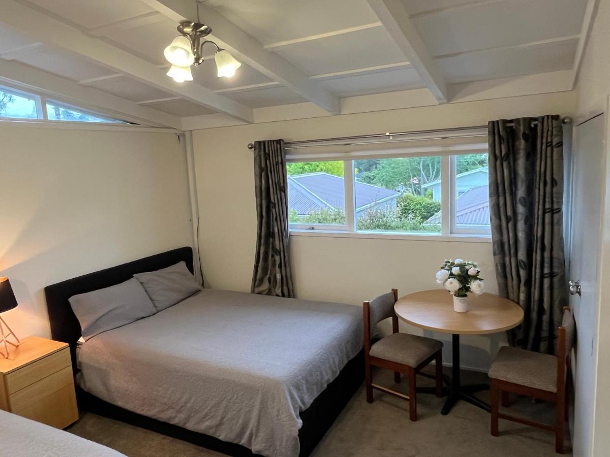 Hillcrest Homestay, Northshore, オークランド エクステリア 写真